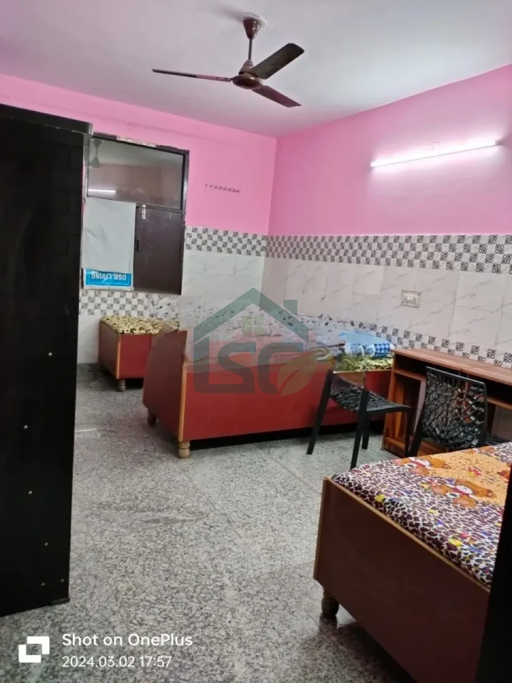 Avanya Girls PG in Shakarpur, Delhi — property photo 5