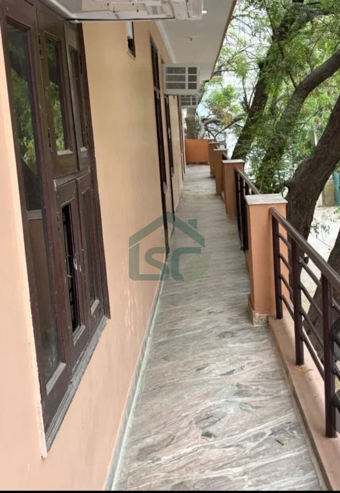 Photo 2 of Sandhu PG, DLF Phase IV, Gurgaon