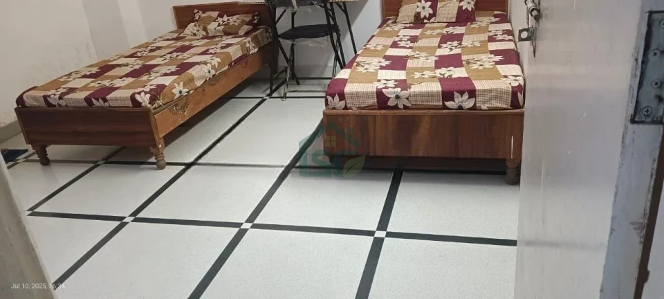 Photo 3 of Shivansh PG, Sector 35, Noida