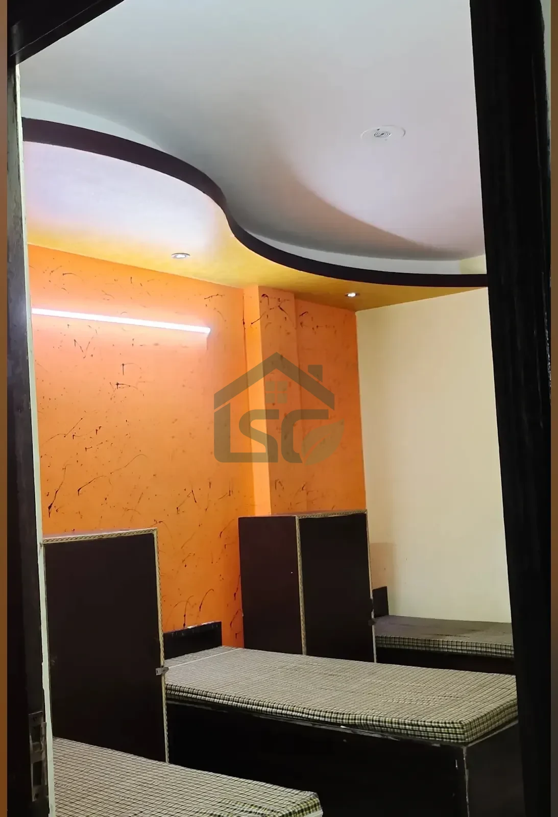 Indian PG in Laxmi Nagar, Delhi — property photo 1