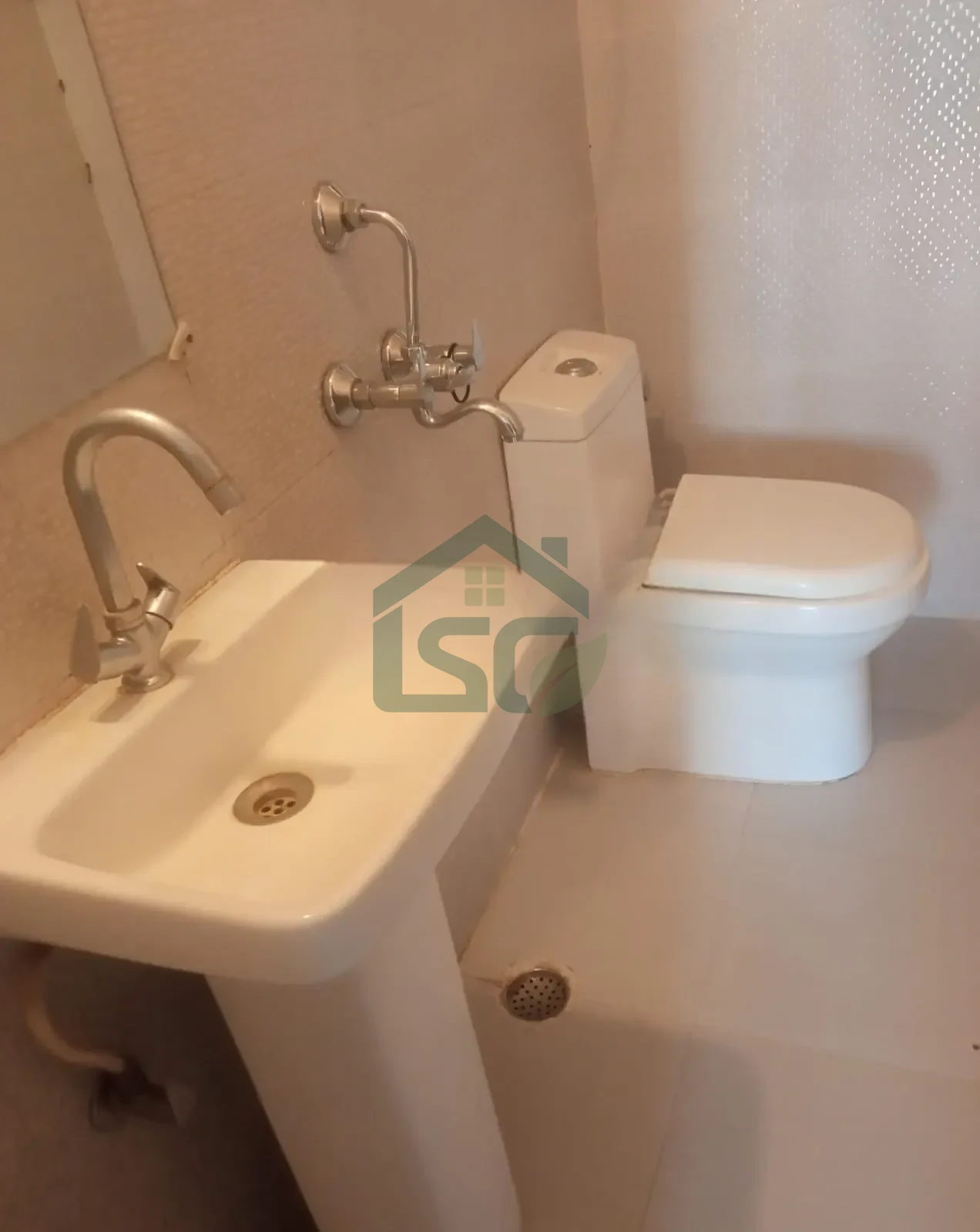 Dureja homes in Sector 46, Gurugram — property photo 1