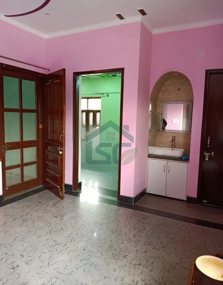 Prerna Girls PG in Kadipur Village, Delhi — property photo 1
