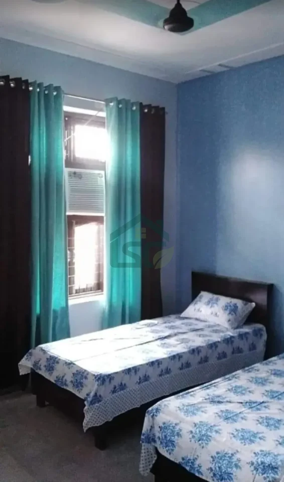 Raj Girls and Boys PG in Sector 33, Gurugram — property photo 3