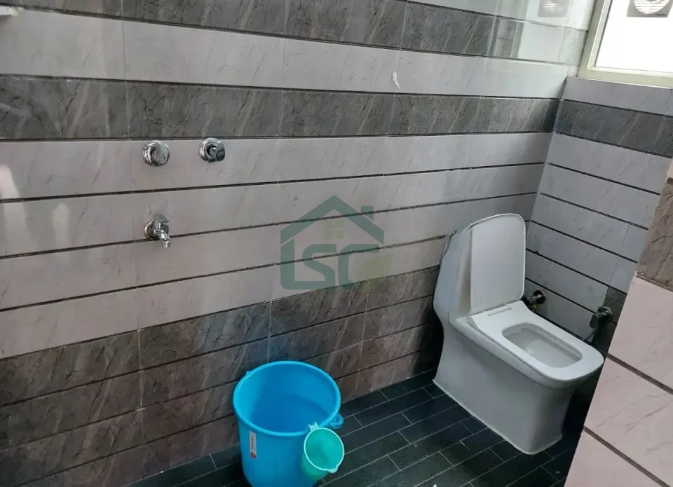 Home Stay Girls PG in Paschim Vihar, Delhi — property photo 4