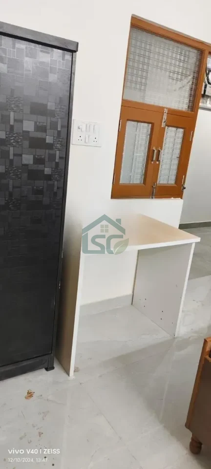 Chauhan Home Stay and PG in Sector 134, Noida — property photo 2