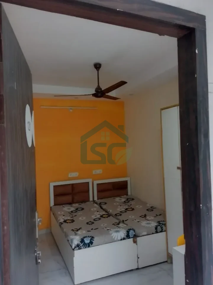 PG life boys PG in Malka Ganj, Delhi — property photo 3