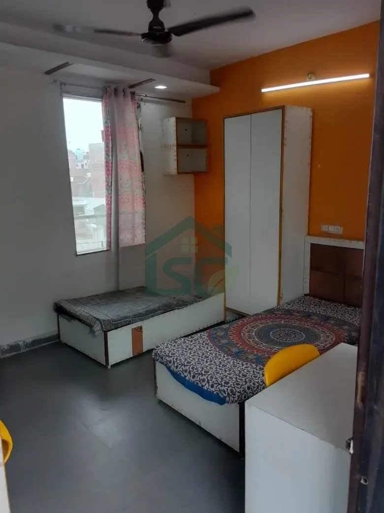 PG life boys PG in Malka Ganj, Delhi — property photo 1