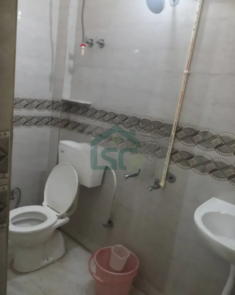 Jain PG For Girls in Preet Vihar, Delhi — property photo 1