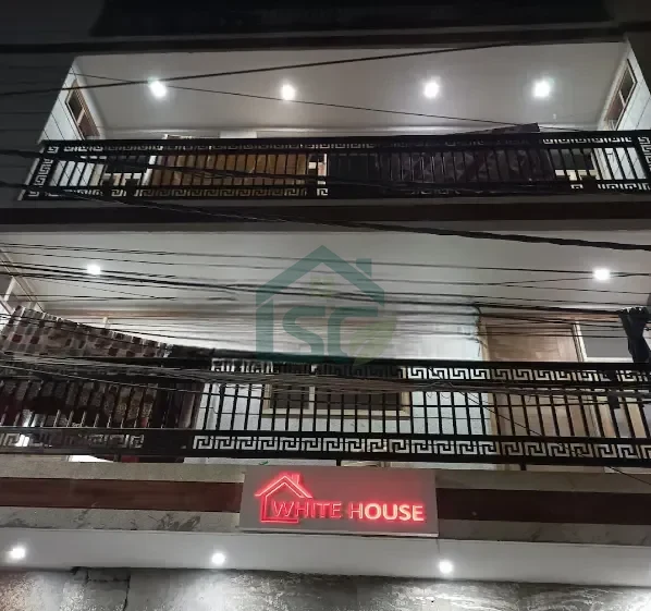 White house girls PG in Okhla, Delhi — property photo 1