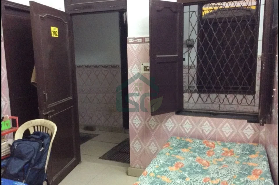 Photo 4 of Famity Homes PG, Shakarpur Khas, New Delhi