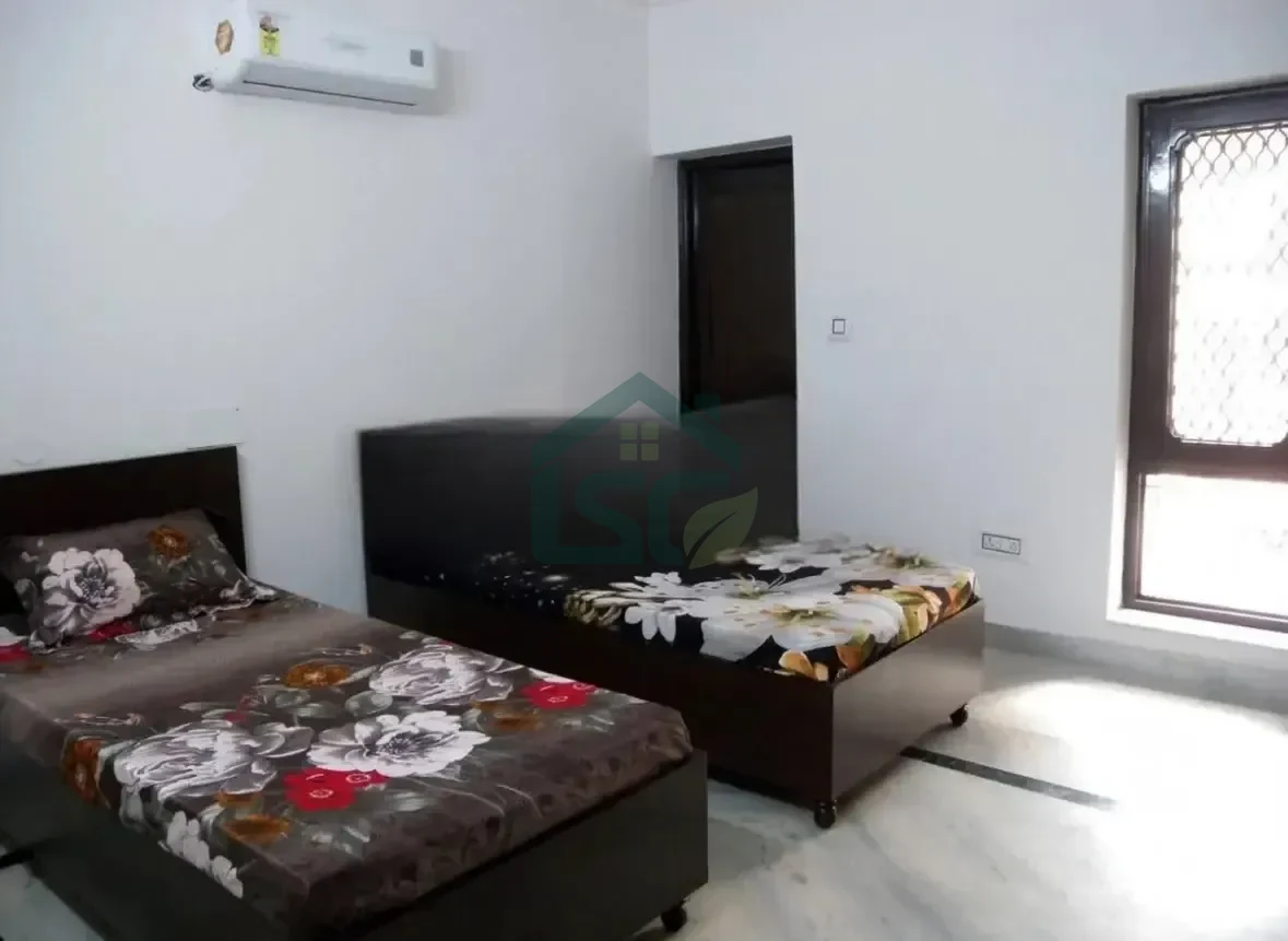 Aadi Paying Guest in Swasthya Vihar, Delhi — property photo 1