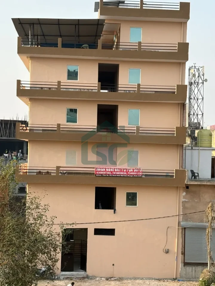 Noida comfort PG in Goyal Colony, Noida — property photo 2