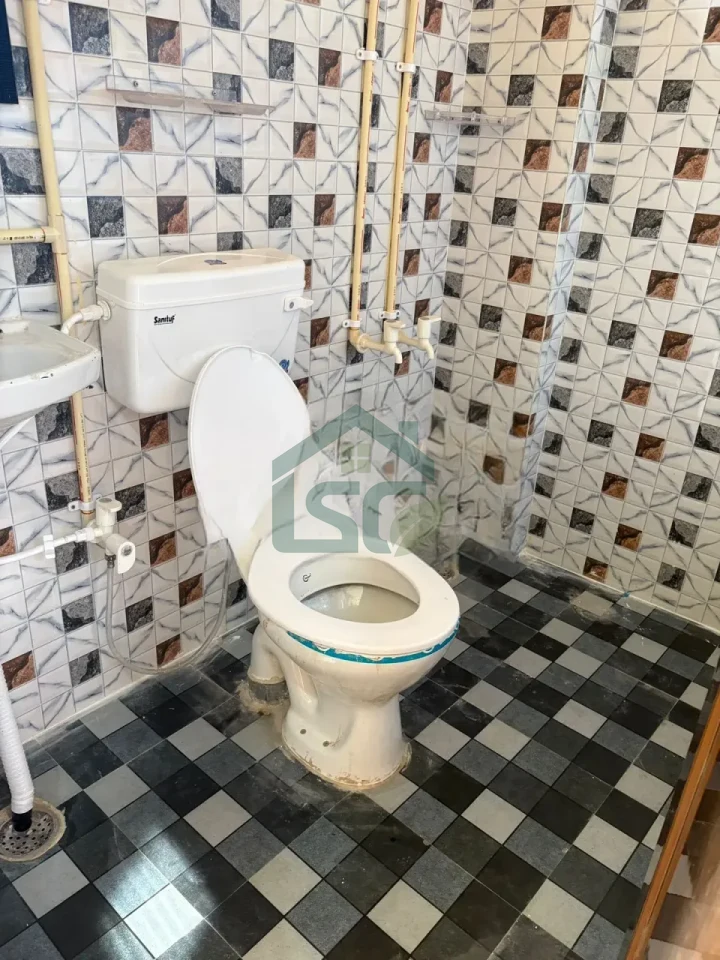 Noida comfort PG in Goyal Colony, Noida — property photo 1