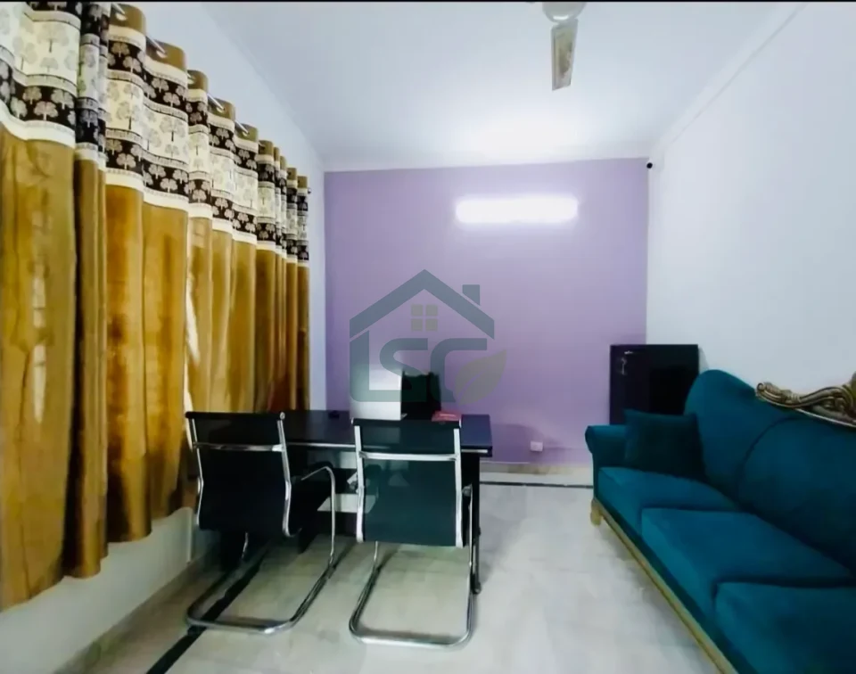 Standard Stays Luxury PG in Sector 41, Gurugram — property photo 3
