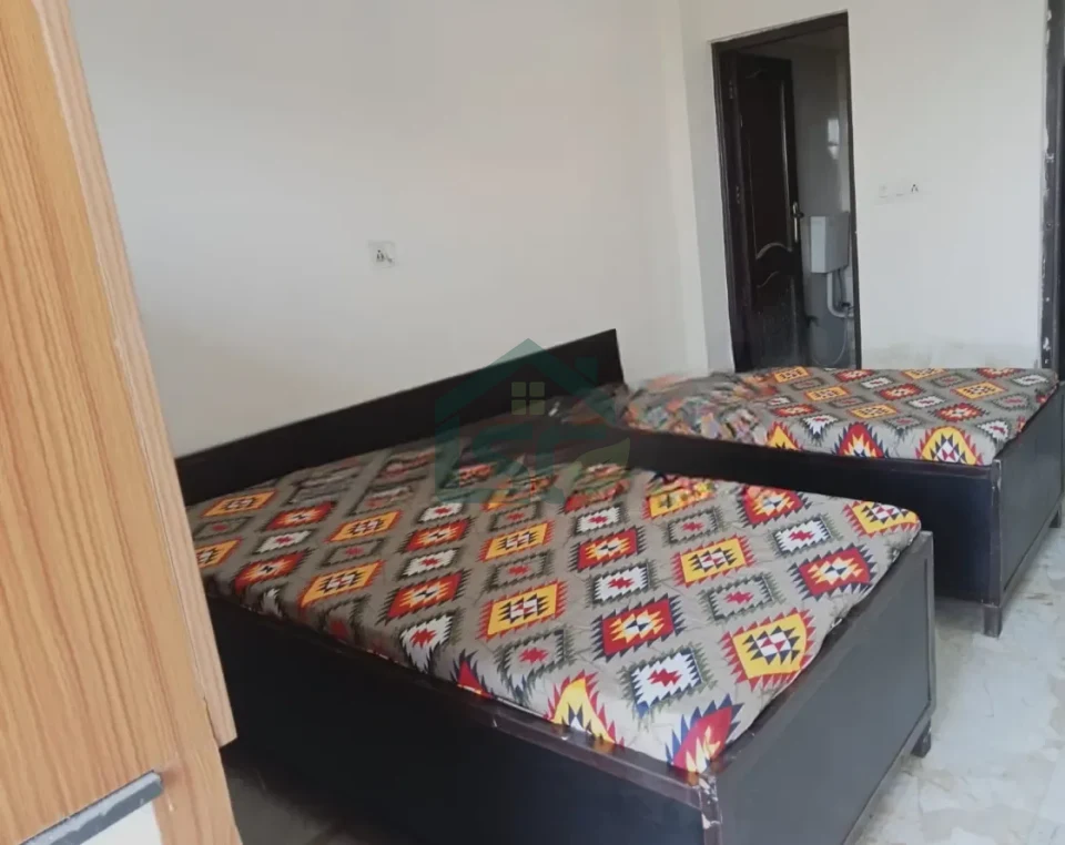 Standard Stays Luxury PG in Sector 41, Gurugram — property photo 4