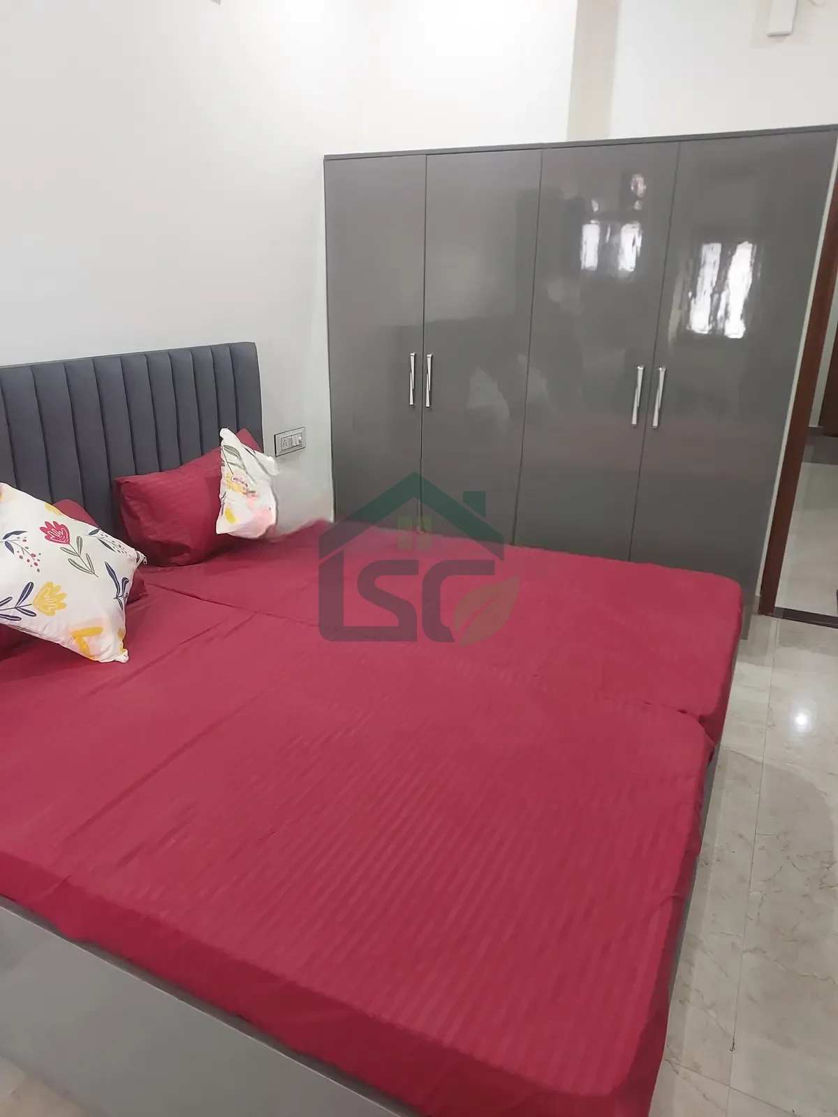 Global Stay in Sector 68, Gurugram — property photo 1