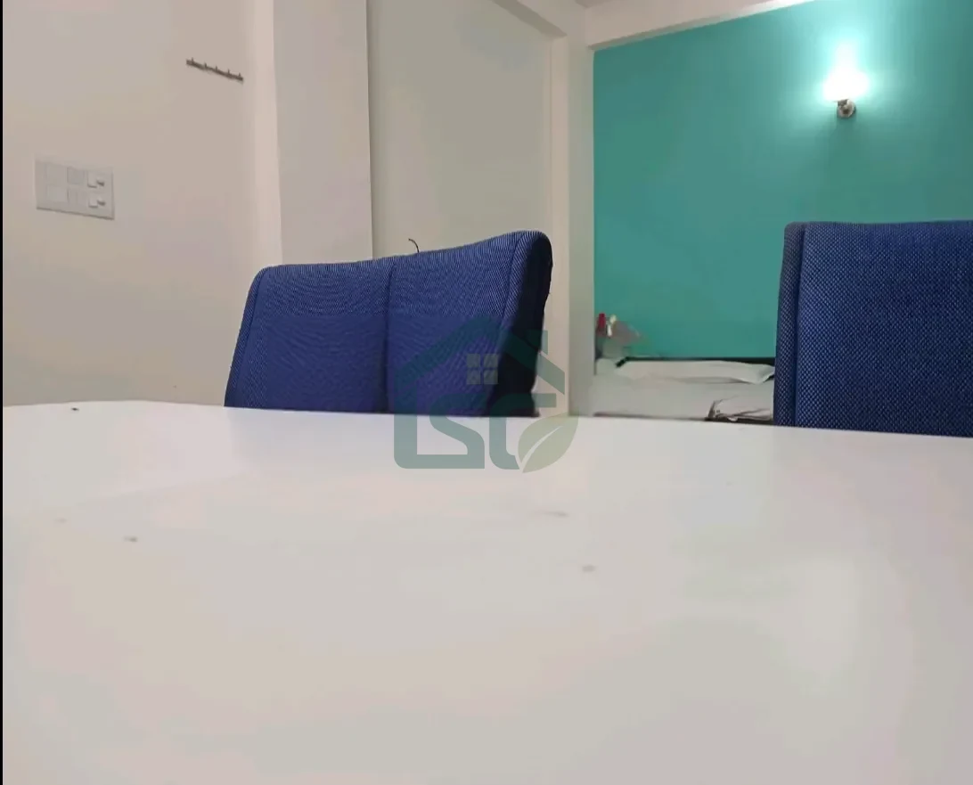 Vihaan Paying Guest in Sector 17, Noida — property photo 1