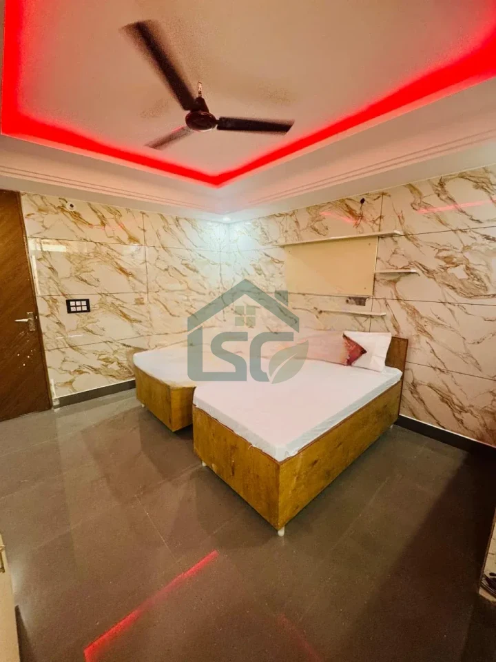 Photo 4 of Shristh Girls PG, Sector 52, Noida
