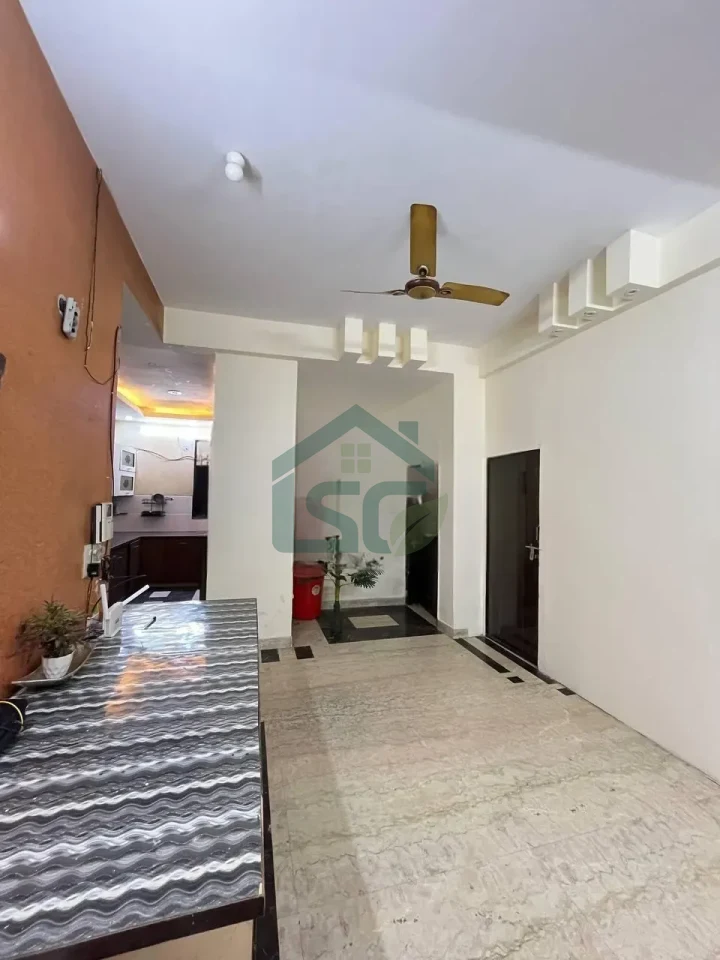 DU lNN Boys PG in Roop Nagar, Delhi — property photo 5