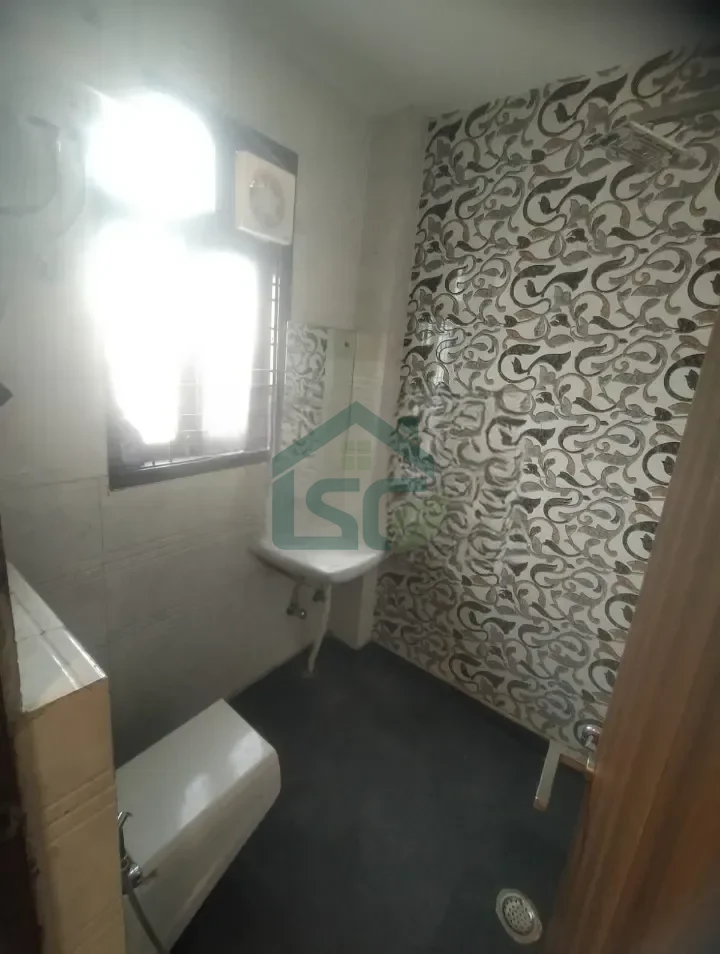 Katiyayni associate in Sector 43, Gurugram — property photo 1