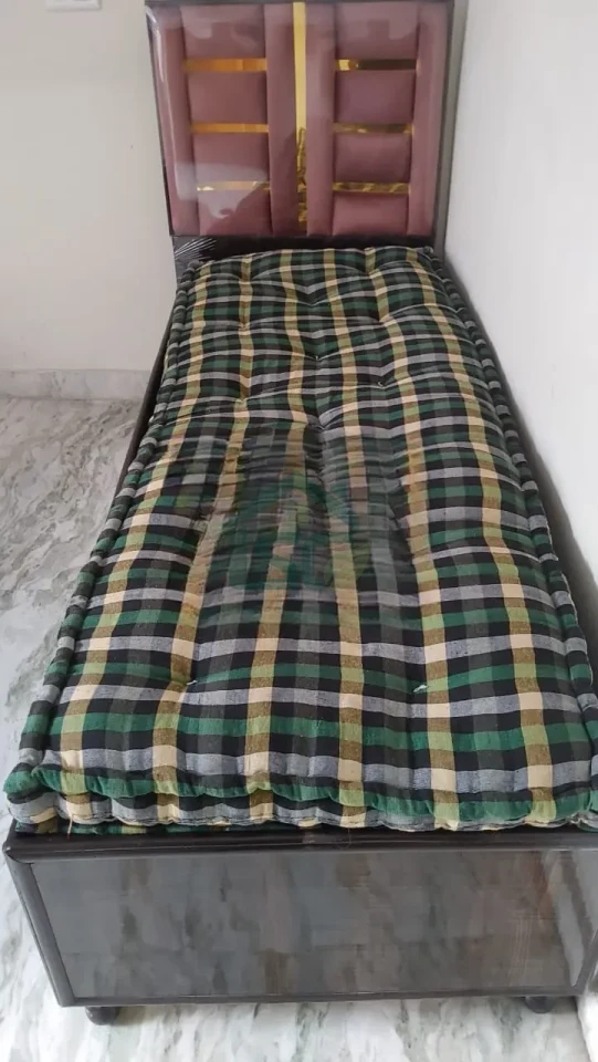 Ram boys hostel in Laxmi Nagar, Delhi — property photo 3