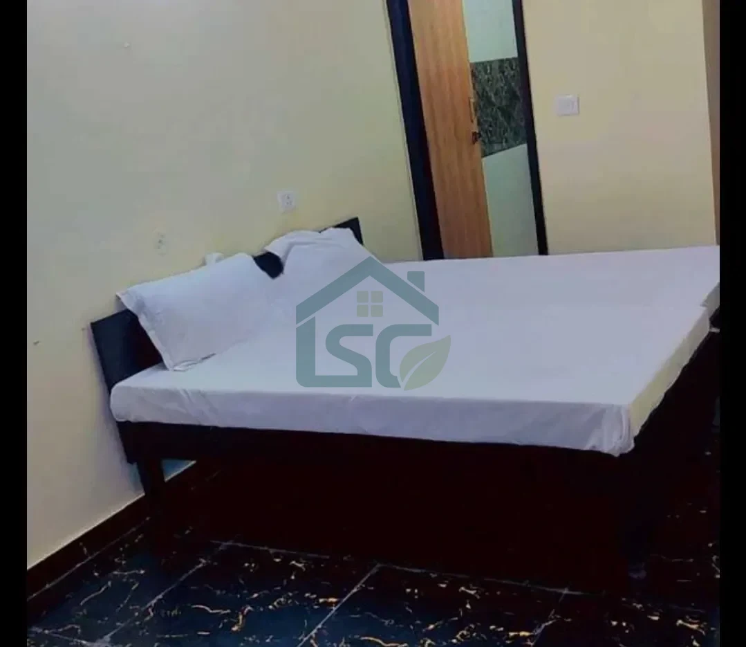 Royal PG in Sector 63, Noida — property photo 1