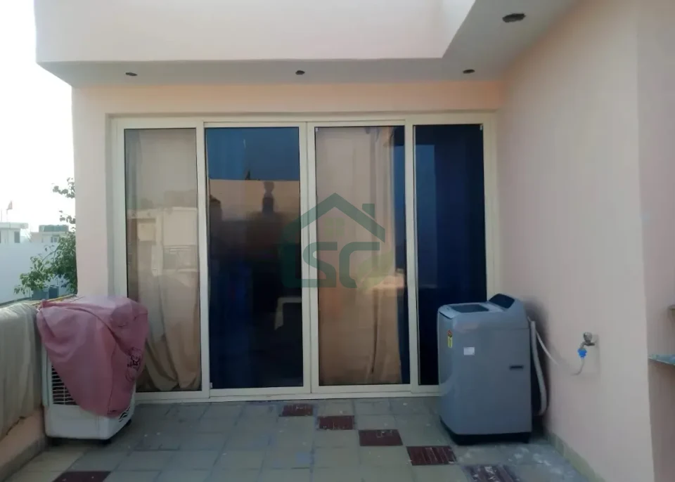 Shree Ji Boys PG in Krishna Nagar, Delhi — property photo 4