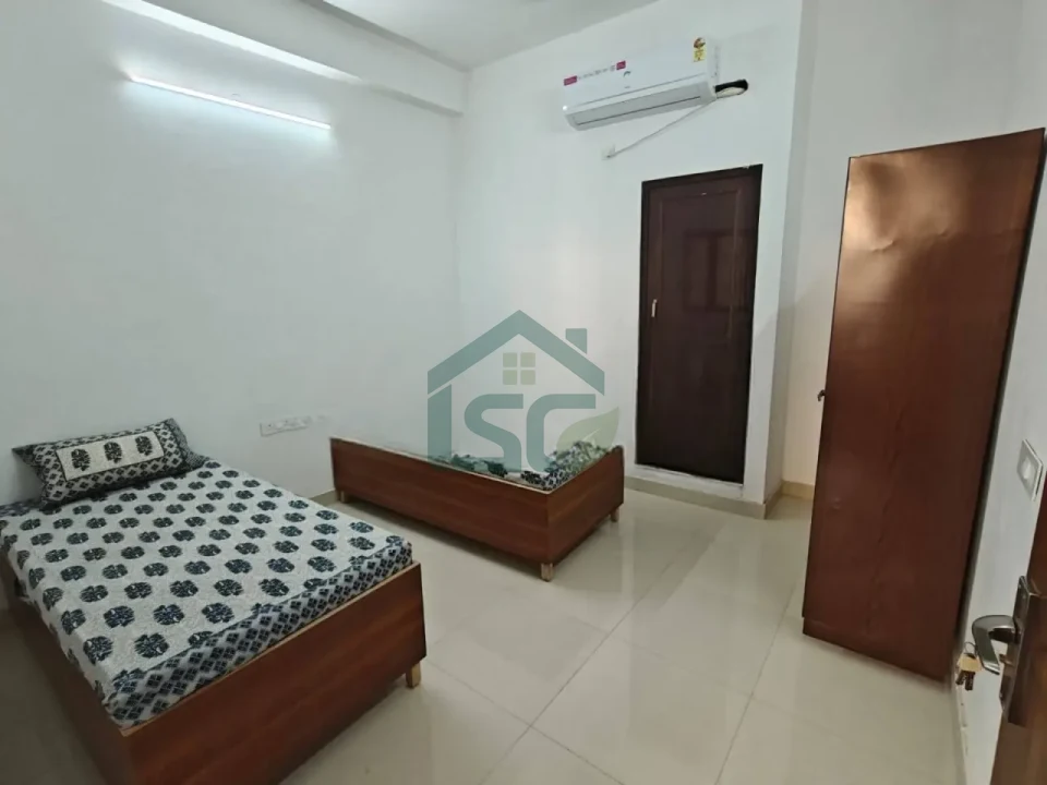 Aman PG and Rooms in Sector 84, Noida — property photo 2