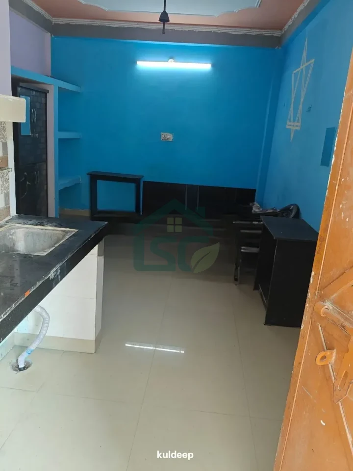 Goldey PG in Sector 130, Noida — property photo 2