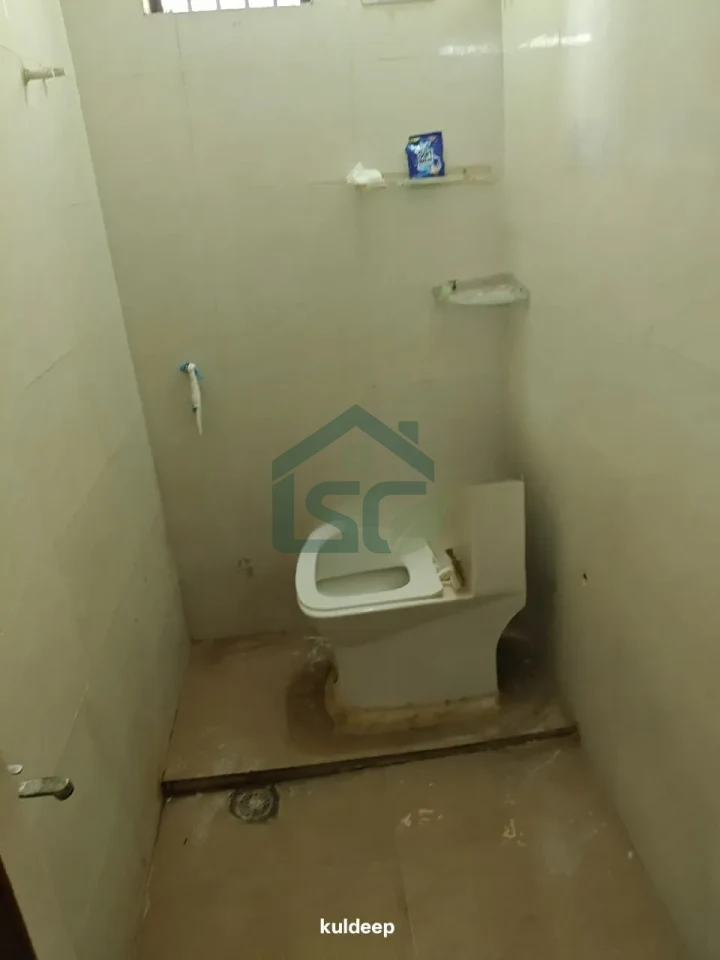 Goldey PG in Sector 130, Noida — property photo 5