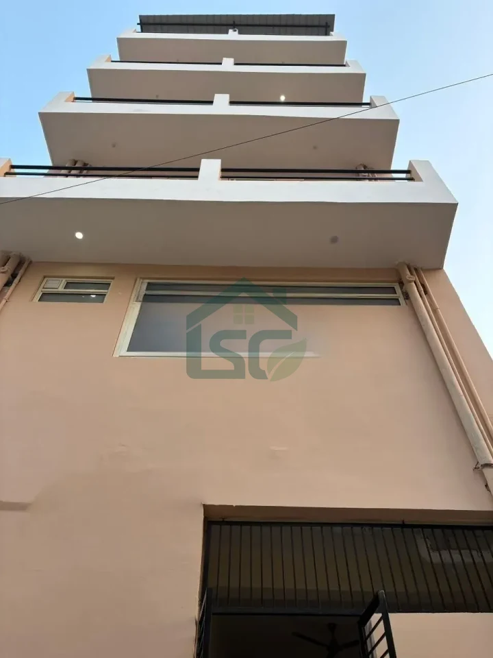 Noida comfort PG in Goyal Colony, Noida — property photo 5