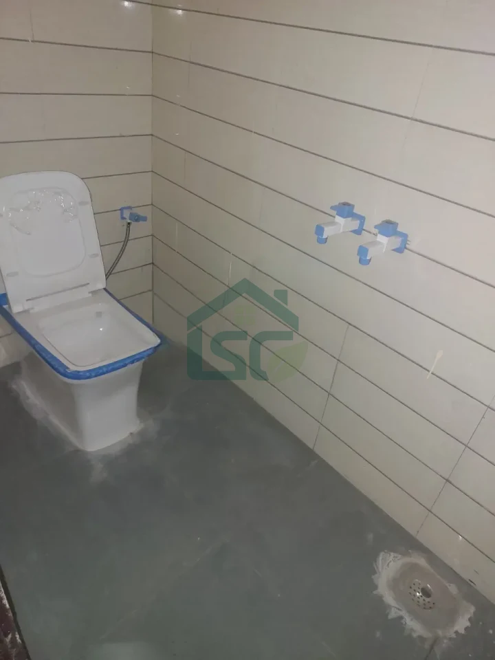 Mohit Room For rent in Sector 61, Gurugram — property photo 1