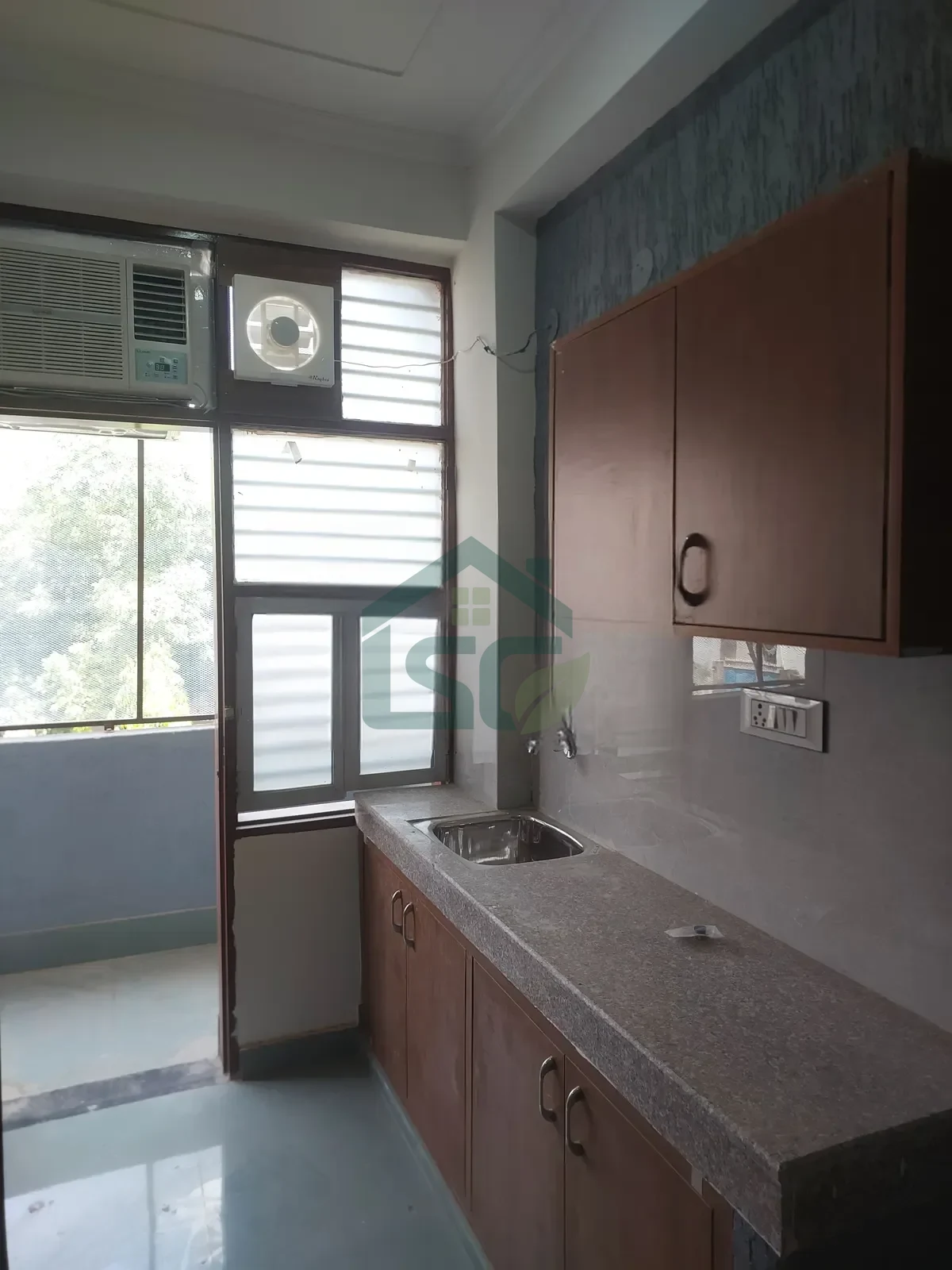 Hari Om Bhawan in Sector 69, Gurugram — property photo 1