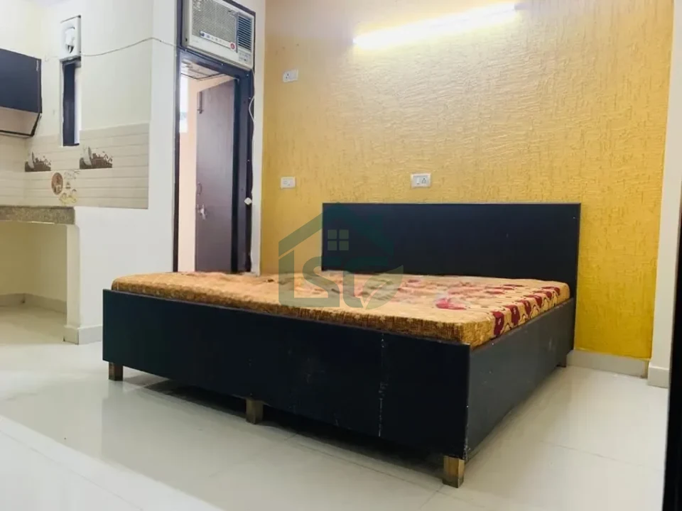 Aman Apartment 1RK in Sector 24, Gurugram — property photo 3