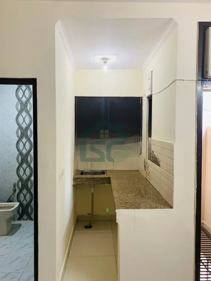 Aman Apartment 1RK in Sector 24, Gurugram — property photo 2