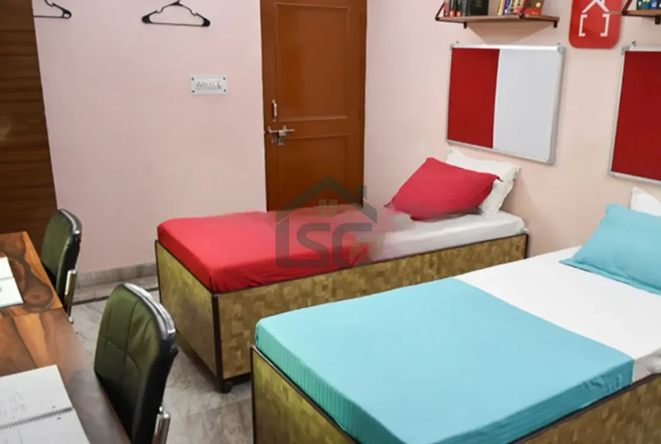Univers home stay in Sector 62, Noida — property photo 1