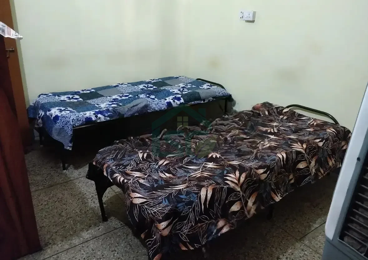Mamta Girls PG in Gharoli, Delhi — property photo 1