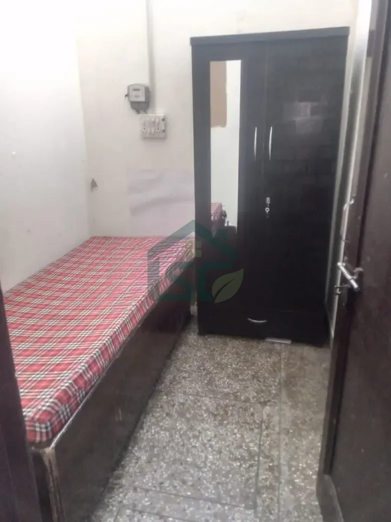 Student home PG for girls in Mukherjee Nagar, Delhi — property photo 1