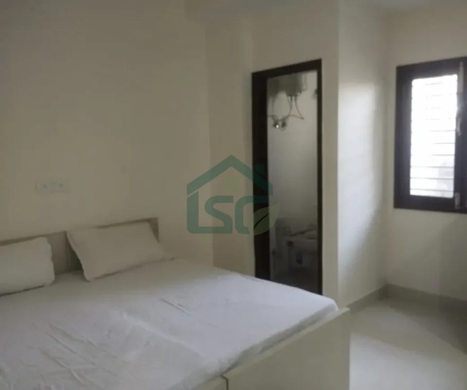 Alpha Tower 1RK in Sector 28, Gurugram — property photo 1