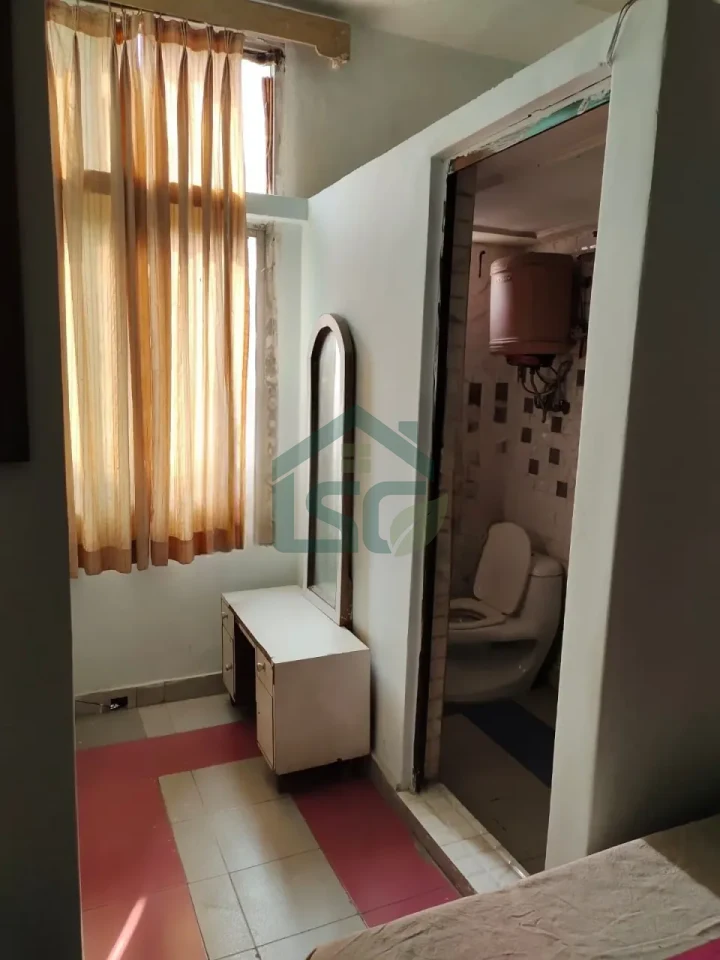 Mehra PG for girls in Greater Kailash, Delhi — property photo 1