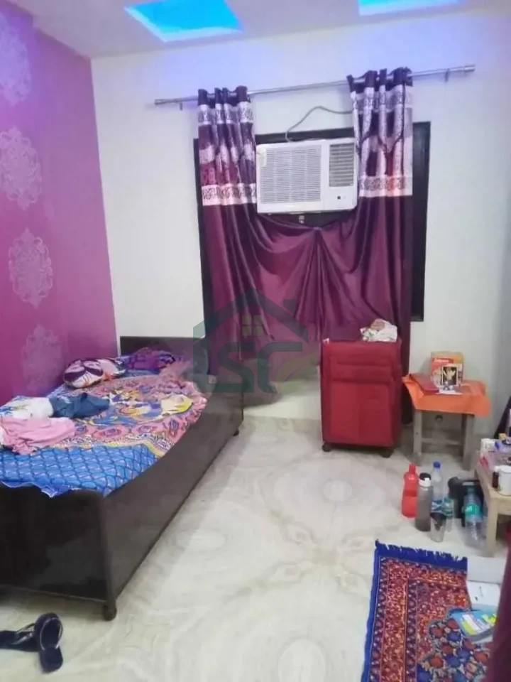 Grihika Girls PG in Nawada, Delhi — property photo 1