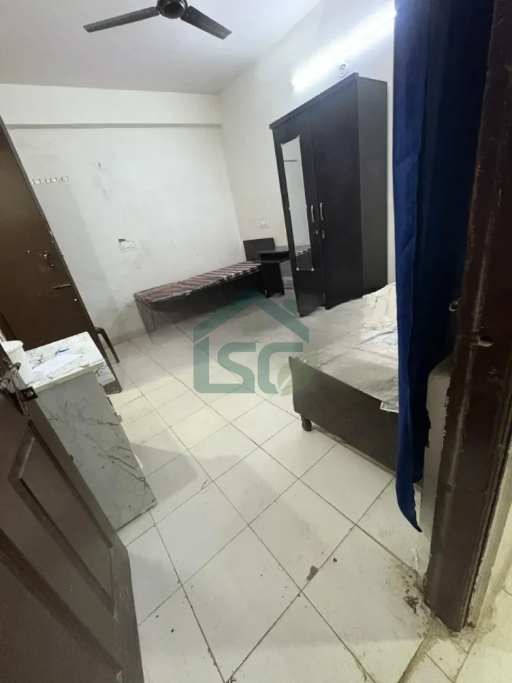 AMG PG in Sector 62, Noida — property photo 3