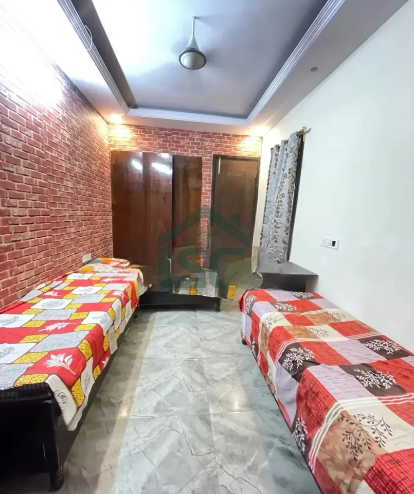 Avi Hostal & PG in Block E, Delhi — property photo 4