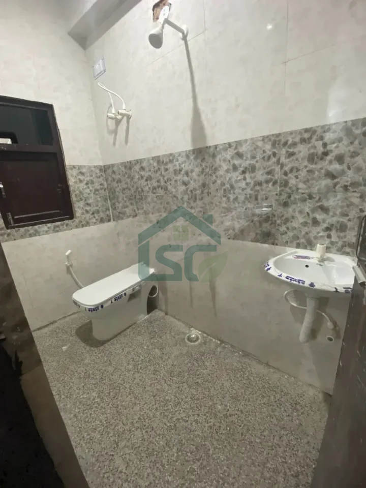 PG for girls in Mayur Vihar Phase 3, Delhi — property photo 2