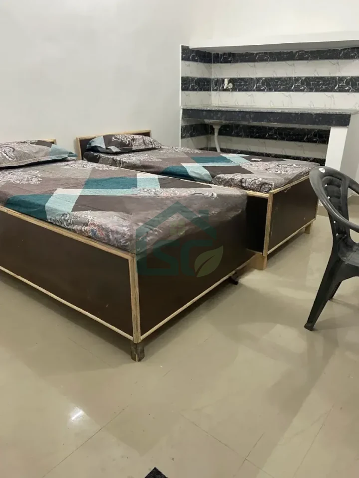 PG for girls in Mayur Vihar Phase 3, Delhi — property photo 3