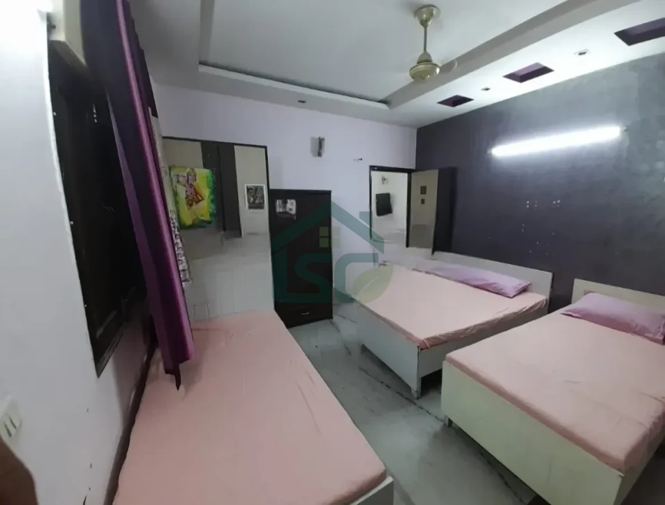 Infiniza living PG in Sector 62, Noida — property photo 3