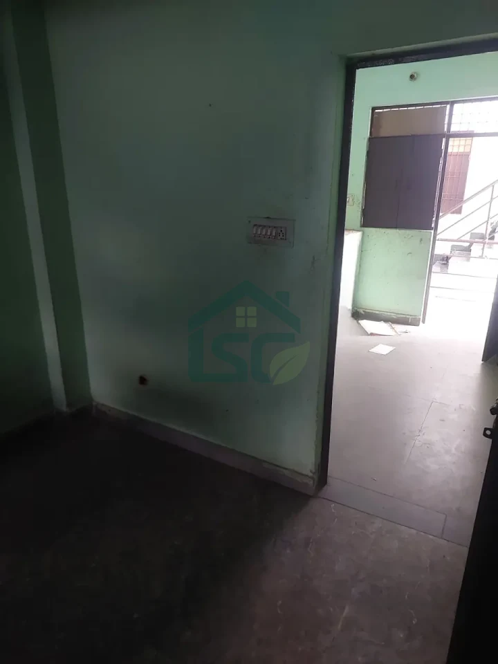 Vikran Room For Rent in Sector 86, Gurugram — property photo 4