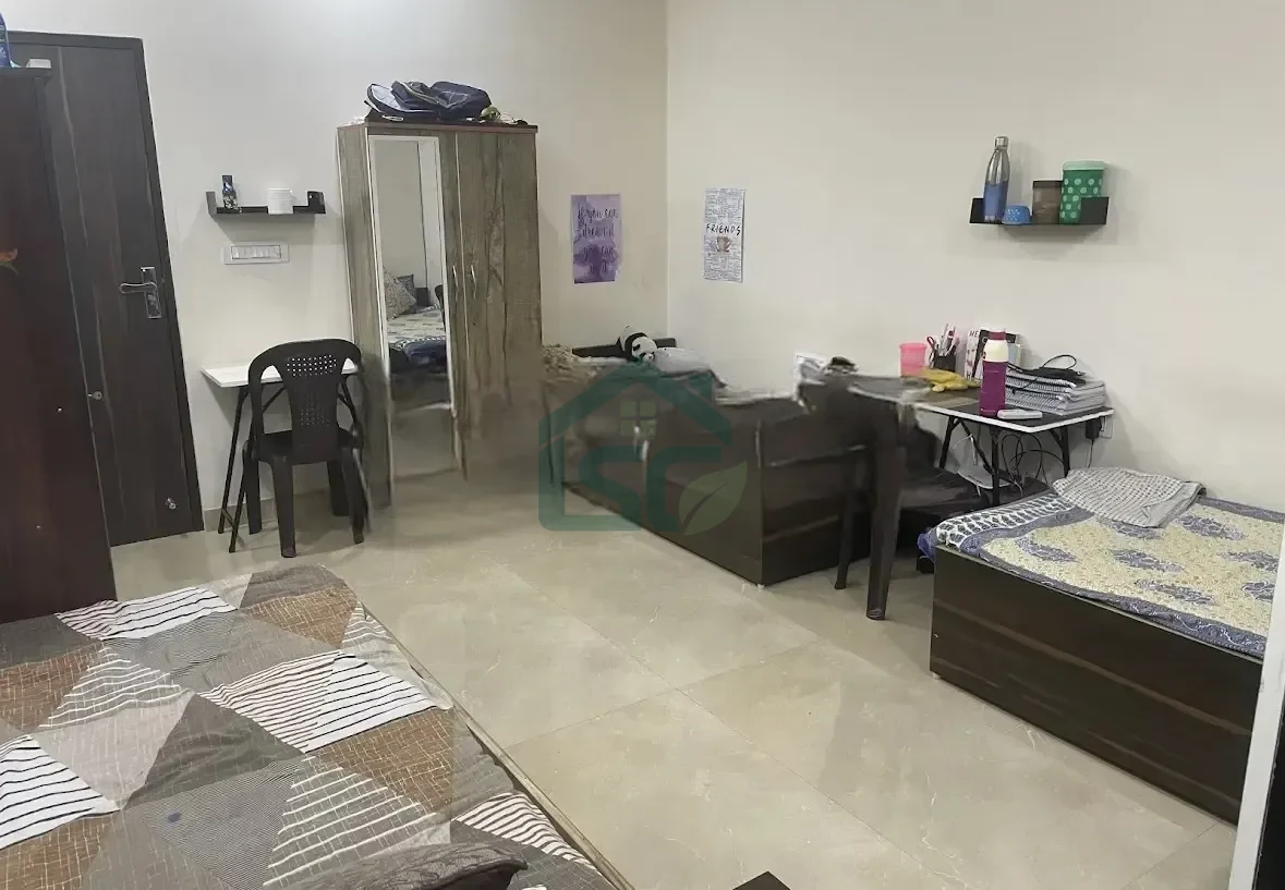 Bharti PG For Girls in Ashok Vihar, Delhi — property photo 1