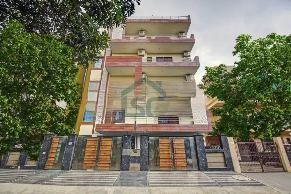 Pisa House in Sector 52, Gurugram — property photo 1