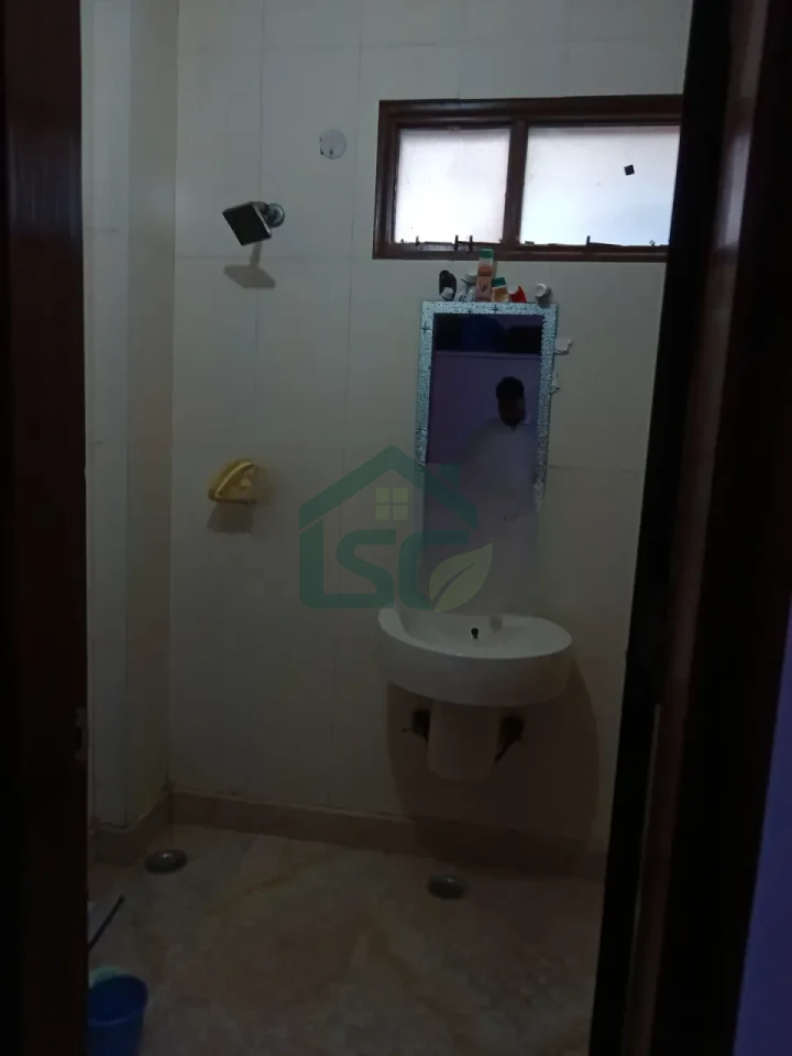 Girls PG in Mukherjee Nagar, Delhi — property photo 1
